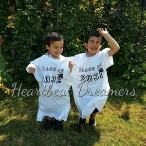 Hand print shirt, handprint, kindergarten, graduation shirt, first day of school, back to school, Class of 2037, Class of 2038, Grow with Me