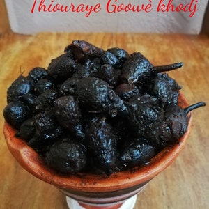 Thiouraye Goowé Khoodj: Traditional African artisanal incense. Bakhoor west africa