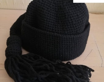 Original hand-knitted Baye Fall bonnet