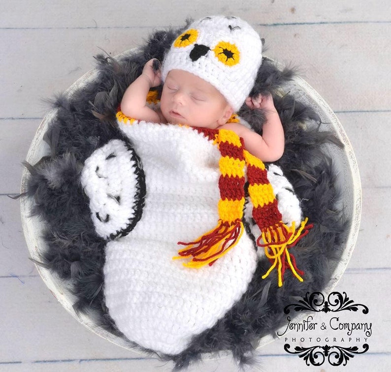 Hedwig Harry Potter Owl Gryffindor Inspired Infant Newborn Baby Outfit Beanie Hat Cocoon Sack Bundle Crochet Photography Photo Prop image 1