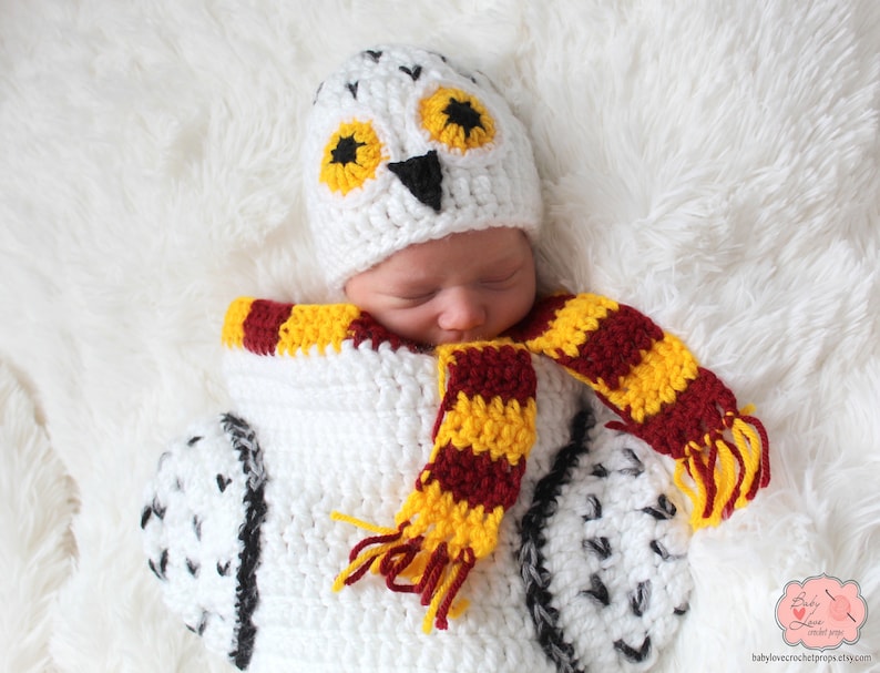 Hedwig Harry Potter Owl Gryffindor Inspired Infant Newborn Baby Outfit Beanie Hat Cocoon Sack Bundle Crochet Photography Photo Prop image 3