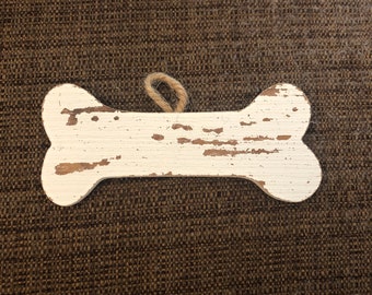 Engraved Christmas Tree Ornament (wooden dog bone)