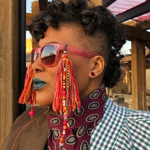 Tassel Of My Eye Tassel & Sunglasses Combo