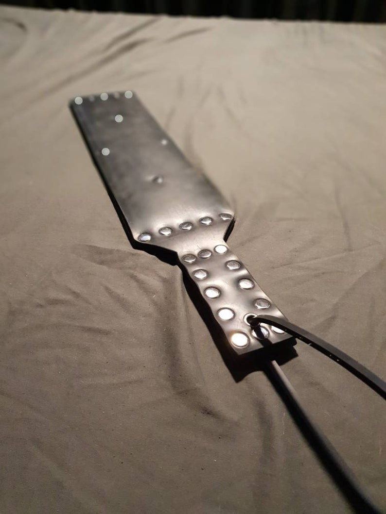 Set SM En Cuir PU (faux Cuir) - Paddle + Flogger (fouet) - Fait Main - Pour Jeux D'initiation Ou Adultes