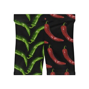 Chile Pepper Biker Shorts, Spicy Red Green Pepper Athletic Bottoms, Women&#39;s Workout Yoga Shorts, Festive Chili Pepper Exercise Tights, Hot