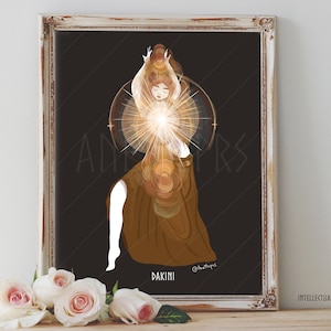 Puede incluir: Una ilustraci&oacute;n digital de una mujer con cabello largo y suelto, vestida con un vestido marr&oacute;n y sosteniendo un orbe brillante. El fondo es negro con un c&iacute;rculo dorado alrededor de la mujer. El texto "DAKINI" est&aacute; en la parte inferior de la imagen.