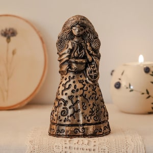 Brigid Statue - Celtic Mythology Brigid Statuette - Home decor - Witch Wicca Pagan Witchcraft Figurine - Altar Piece - Made in Estonia
