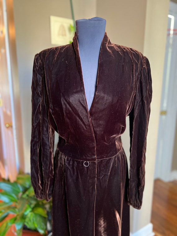 70’s Victor Costa Brown Velvet Dress/ 70’s Formal… - image 2