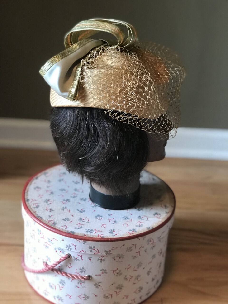レア 80s vintage head dress ヴィンテージ 鳥 ハット 80s Mr. John Hat/ Mr. John Classic/gold Vintage Hat/ Vintage