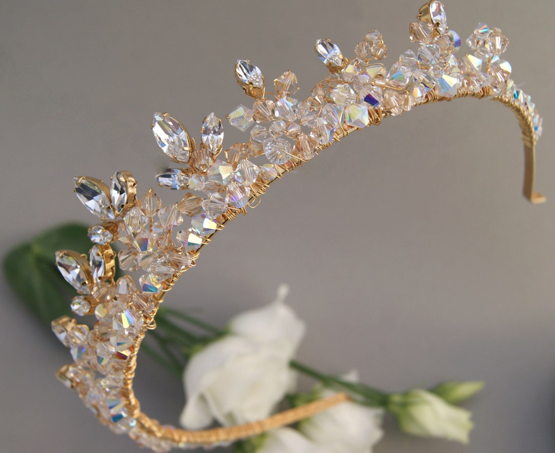 bridal headpiece tiara