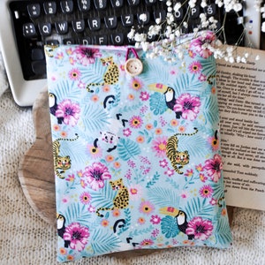 Book Sleeve, Book Cover, Book Protector, Book Pouch, Book Lovers Gift, Book Sleeves, Padded Book Sleeve, Book Accessories, Book Cozy