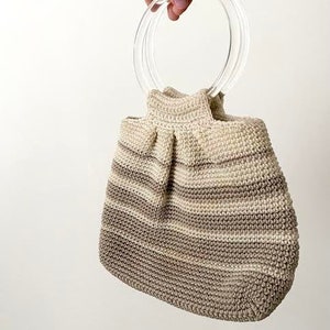 Vintage 1990s Woven Crochet Handbag Lucite Clear Round Handle 90s Stripes Bag Beige White Cream Neutral Spring Summer Small Tiny Neutral image 5