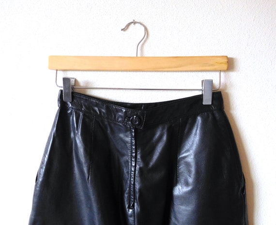 Waist 26 Black Pencil Skirt Vintage 1980s Knee Le… - image 8