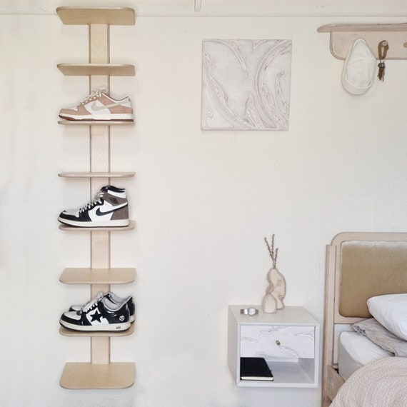 wall shoe display shelves  Shoe store design, Store shelves