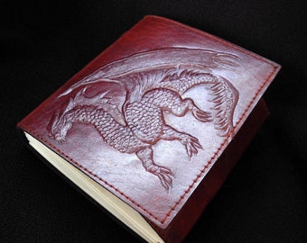 MAGIC DRAGON - Handgefertigtes Leder Notizbuch Journal Tagebuch - mit unlinierten Seiten
