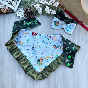 Bandana pour chien de Noël, Gingembre des neiges, Bandana réversible Snap, Bow assorti, Bandana sur le col, Echarpe de vacances pour chiens,