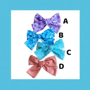 Dog hair bow, Puppy hair bow, girl dog bow, hair clip for dogs, alligator clip, french barrette clip, Pet hair clips, dog bows