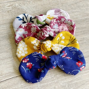 Floral Dog hair bow clip, girl dog bow, hair clip for dogs, alligator clip, french barrette clip, christmas bow