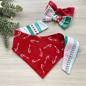 Christmas Dog bandana, Candy cane Snap on Bandana, Matching hair-bow, Bow and Bandana, Hair Scrunchies, red plaid