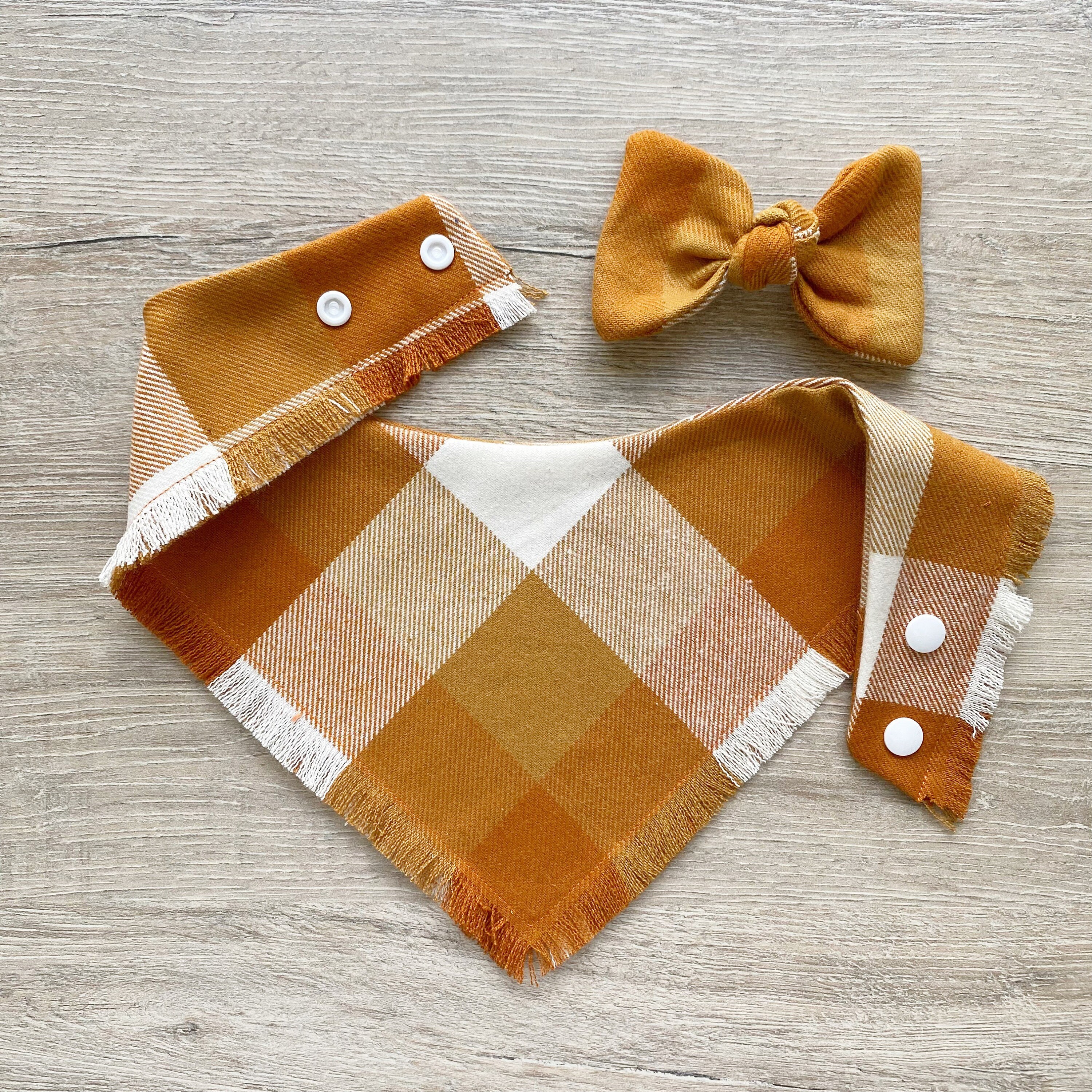 Süßes Karo-Hundekleid Mit Fliege & Geschirr-Set – Perfekt Für Kleine Hunde & Katzen