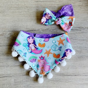 Mermazing Dog bandana, Puppy bandana, Summer bandana, Pet Scarf, reversible bandanas, snaps on bandanas, tie on, mermaid bandanas