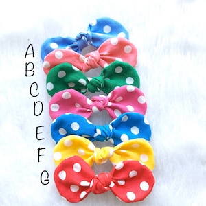 Polka Dot dog hair bow, Puppy hair bow, girl dog bow, hair clip for dogs, alligator clip, french barrette clip, Pet hair clips, dog bows