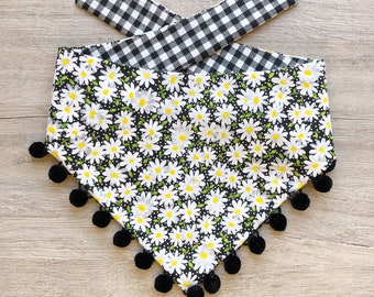 New! Daisy Flower black Dog Bandana, Pet Scarf, snaps on, tie on, Season bandana, Tassel bandana, pom pom bandana, pet bandana