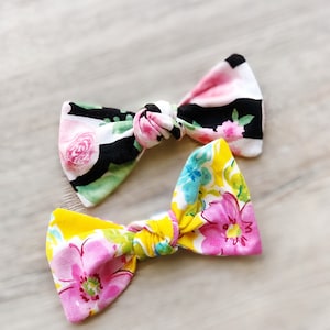 New Tie Bow Floral, Dog hair bow clip, girl dog bow, hair clip for dogs, alligator clip, french barrette clip, summer tie bow,