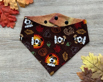 Thanksgiving Dog Bandana, dogs and turkey, Pet Scarf, snaps on bandana, tie on, Season bandana, pom pom bandana, pet bandana, fall season