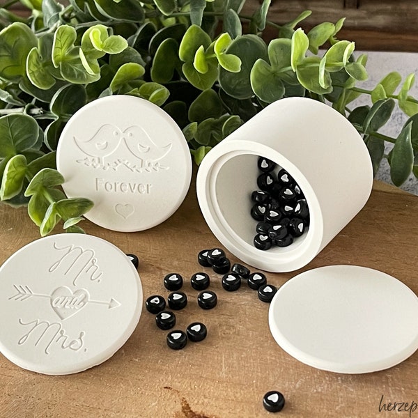 Mini-Dose mit 3 verschiedenen Deckelvarianten, weißes Döschen aus Raysin als Geschenkidee zur Hochzeit oder zum Geburtstag