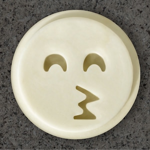Emoji Cookie Stamp - Kissy Face Emoji Cookie Stamp