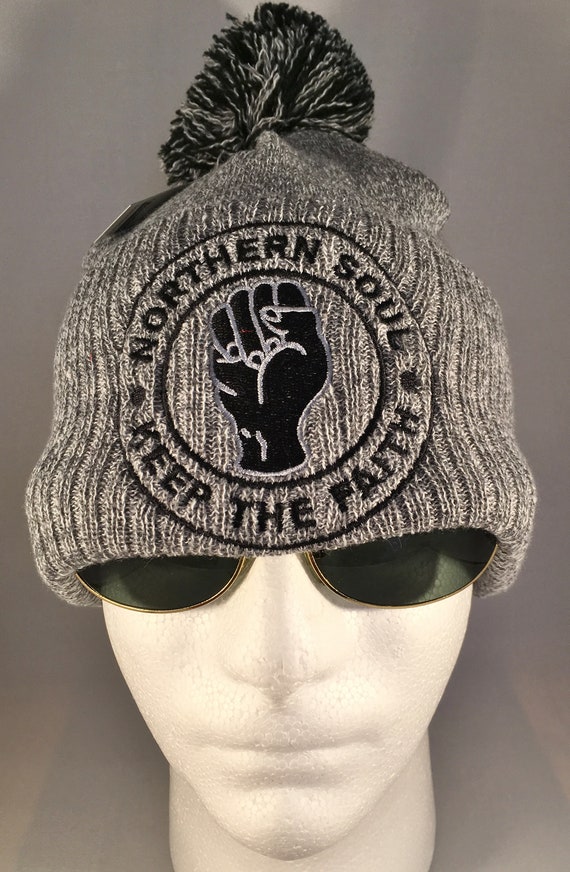 skiing bobble hat