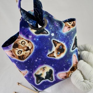 MEDIUM Space Cats Project Bag, Knitting Project Bag, Reversible, Pocket, Saxi Bags, Saxi Bag, Yarn Bag, Stars, Glow in the Dark, crochet bag