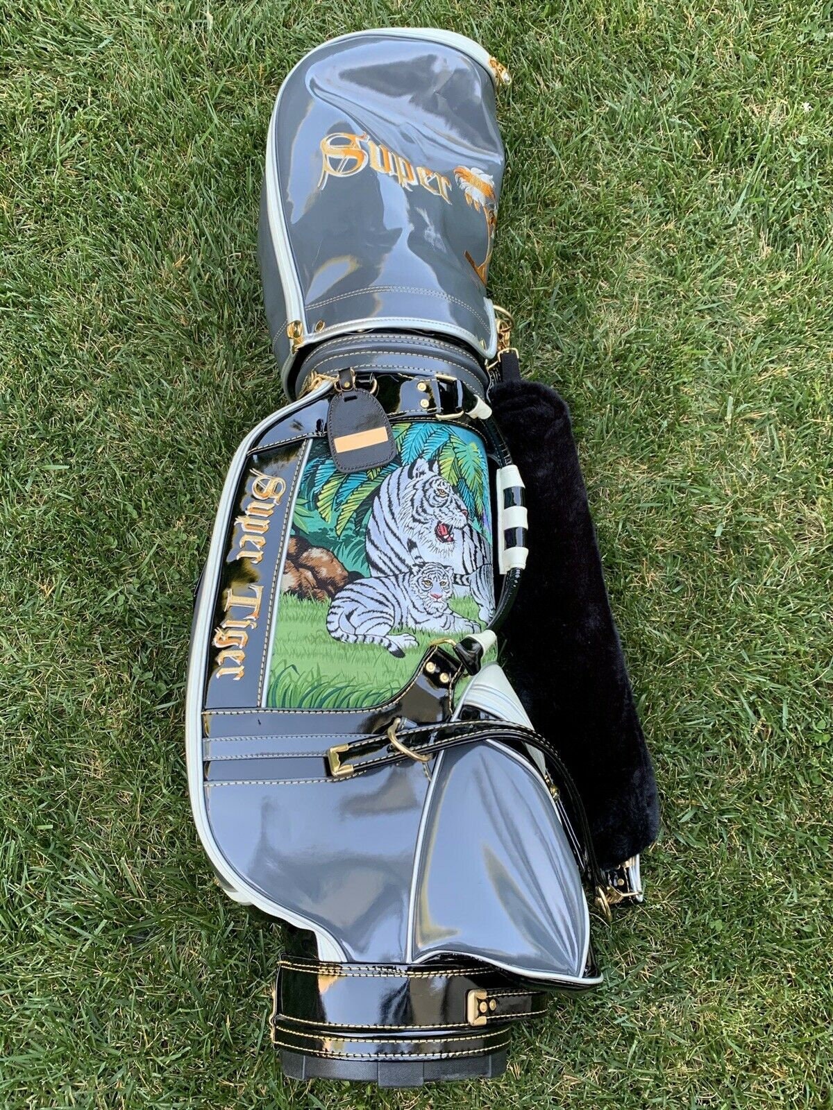 Mint GREY Hand Embroided Hand Crafted Made in Japan Super Tiger