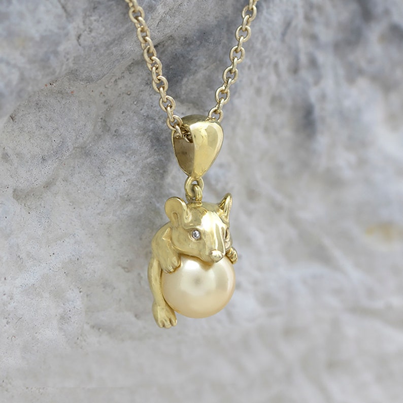 Silver in gold mouse Personalised Jewellery Mouse pendant Pearl necklace