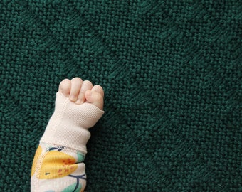 Juniper Blanket PDF PATTERN - textured knit baby blanket