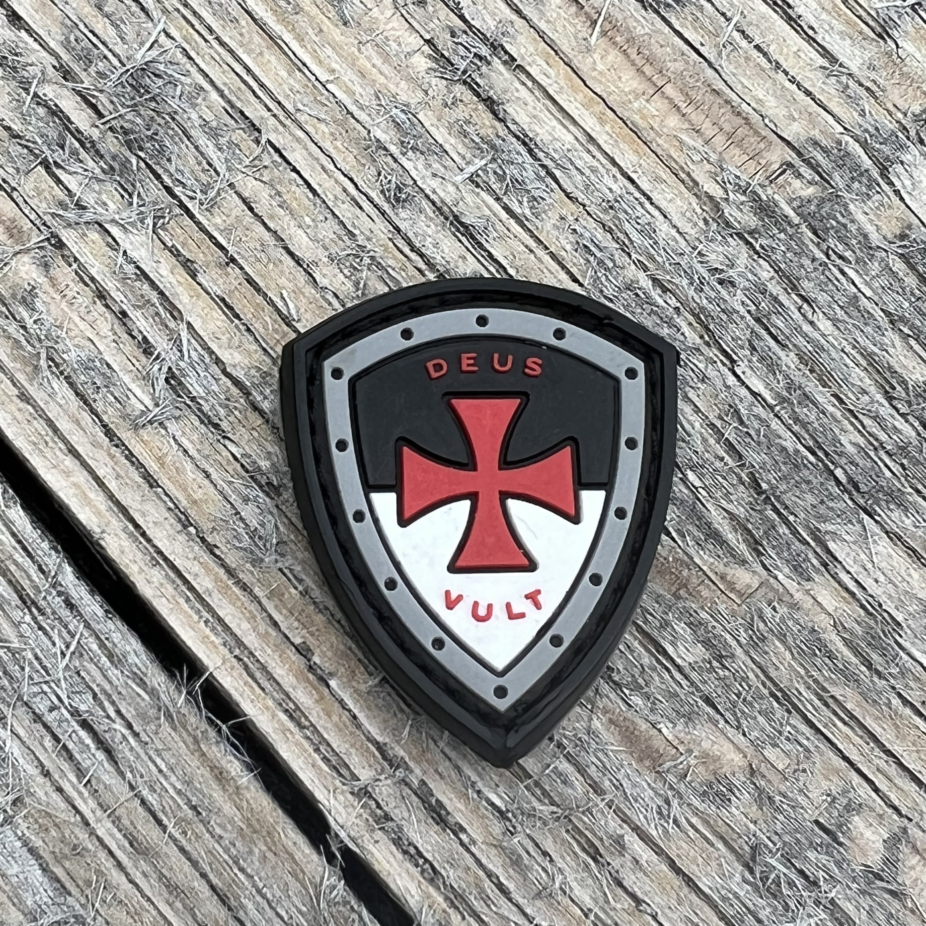 Exclusive Morale Patch - Crusader Cross Shield Ranger Eye