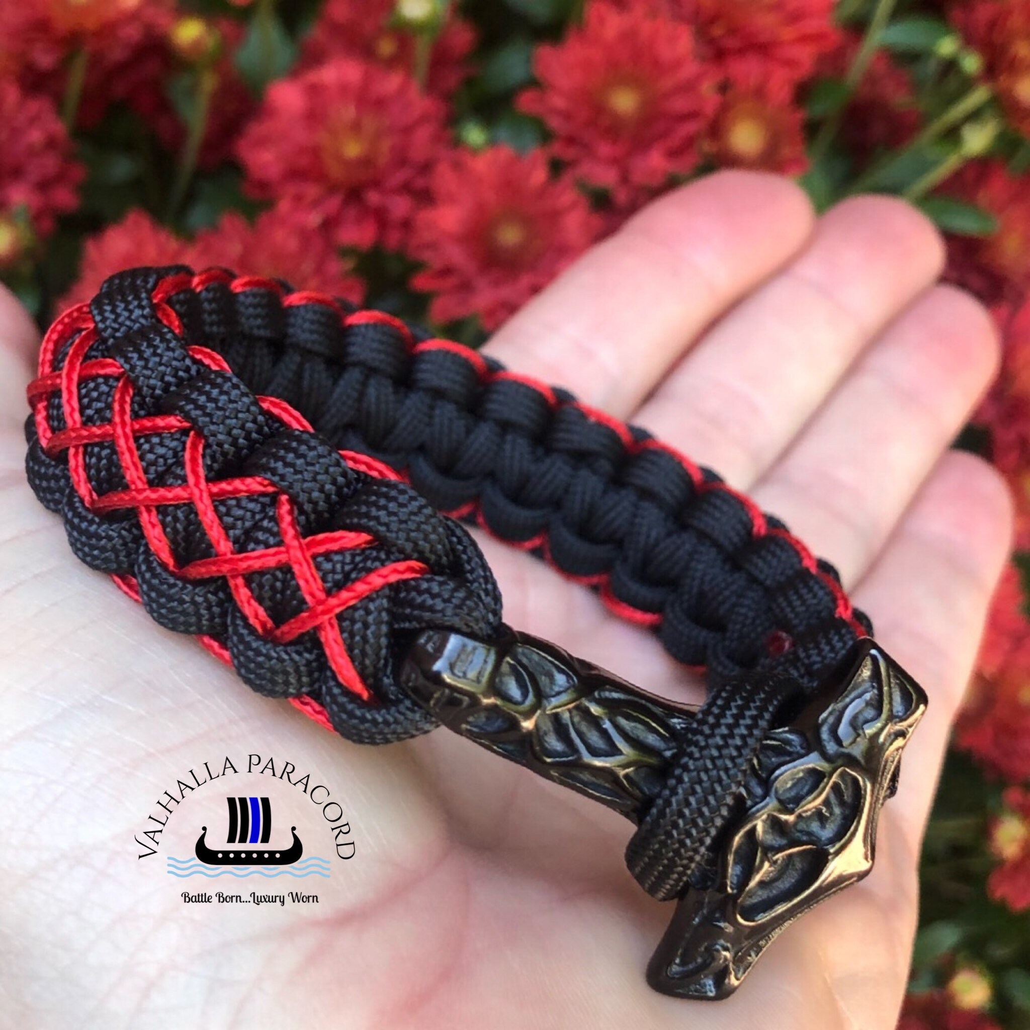 Luxury paracord best sale bracelet