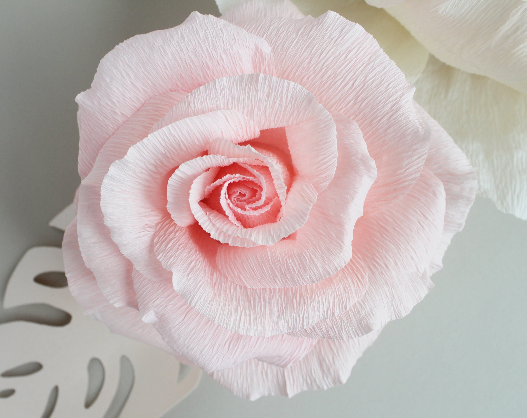 3 Große Papierblumen Für Wanddekoration – Je Ca. 50 Cm, Pastellfarben Für Kinderzimmer, Geburtstag Oder Hochzeit (weiß)