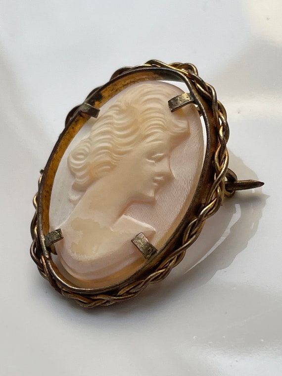 Antique carved shell lady cameo 1.25 inch x 1 inc… - image 3