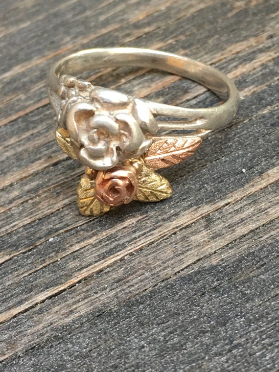 Vintage sterling and two color gold floral ring s… - image 1