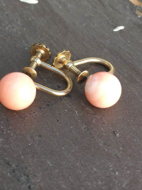 Vintage Peach Coral Hearts Solid 14k Yellow Gold Earrings