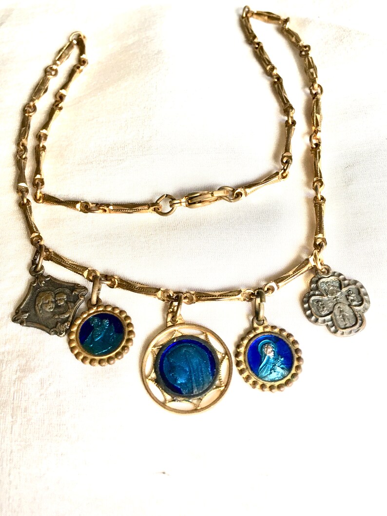 Vintage Choker with charm religious Medallions in 17 inch chain with 5 antique medals from the 1940\u2019s