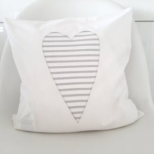 White cushion cover with heart, white cushion cover, 40 x 40 cm cushion cover, striped heart