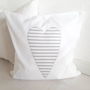 White cushion cover with heart, white cushion cover, 50 x 50 cm cushion cover, striped heart