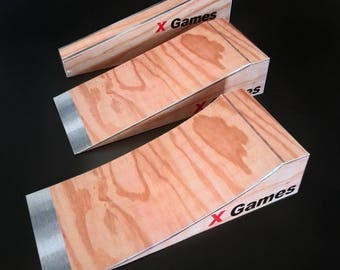 Print it yourself - Paper craft skate park ramps for skateboard fingerboards A4 PDF digital file