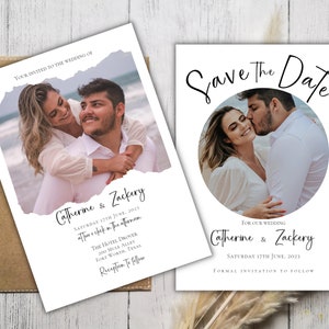 Könnte beinhalten: Save-the-Date-Karte mit einem Foto eines Paares am Strand. Die Karte ist weiß mit schwarzem Text, der "Save the Date" und "Catherine & Zackery" lautet. Das Datum ist Samstag, der 17. Juni 2023.