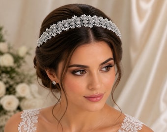 Kryształowa perłowa opaska ślubna | Srebrna ozdoba ślubna z kryształkami | Elegancka tiara dla panny młodej | Luksusowa biżuteria ślubna