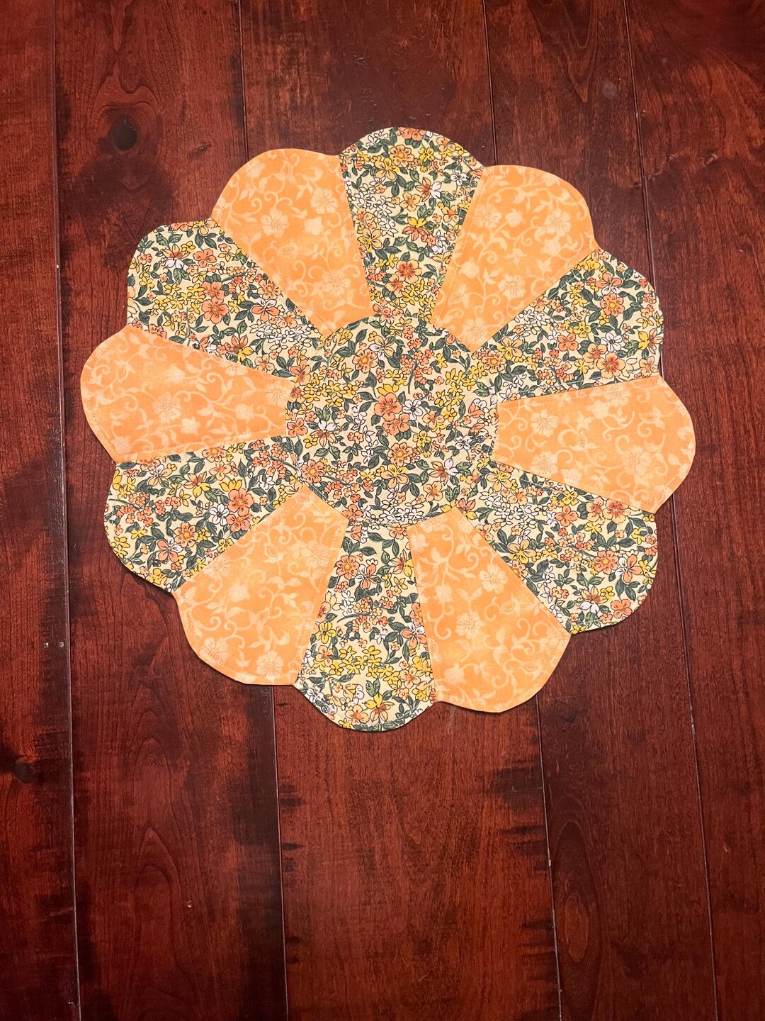 Spring Table Topper Spring Table Topper, REVERSIBLE 15