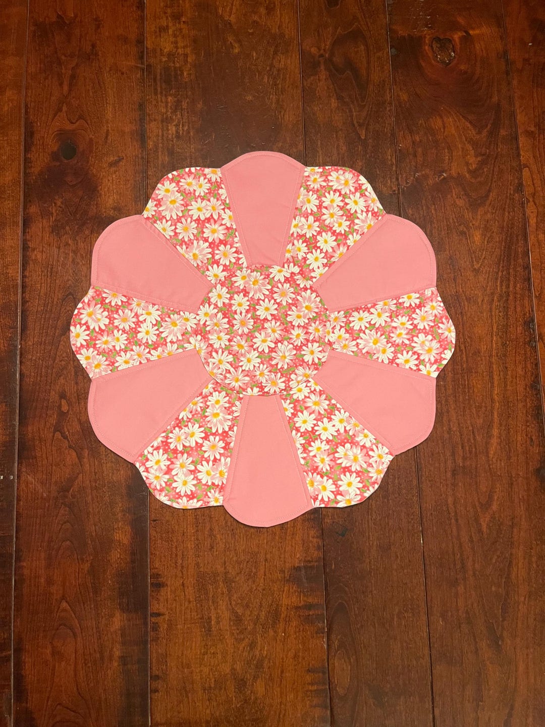 Easter Table Topper, Quilted Table Topper, Spring Table Topper, Daisy ...